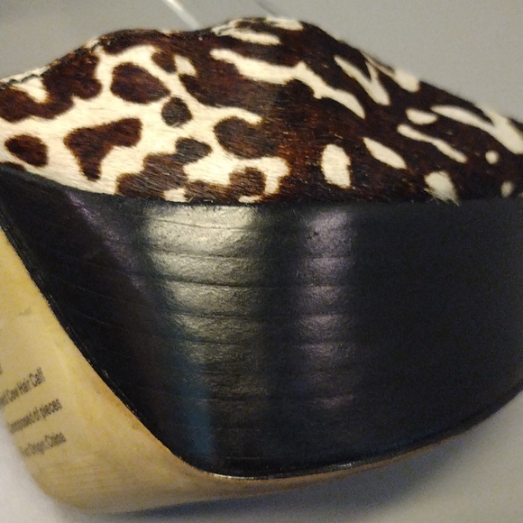 Micheal Michael Kors Heels - Picture 12 of 13